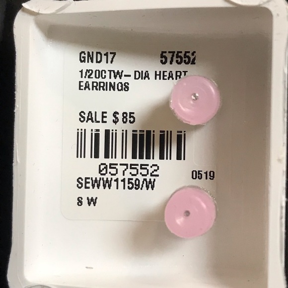 1/20 Ctw Diamond Heart Earrings - Picture 2 of 2